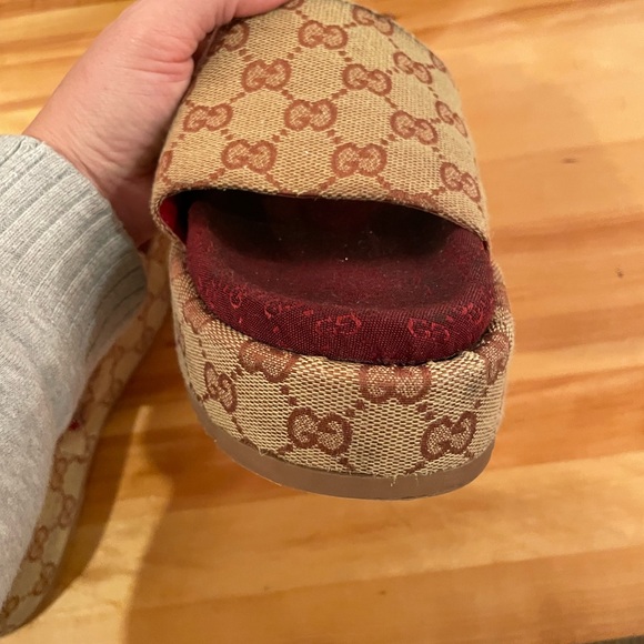 AS-IS Gucci Brown Monogram Slides - Picture 5 of 9
